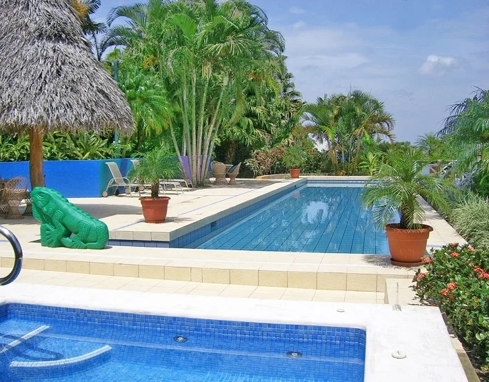 Hotel pools for families